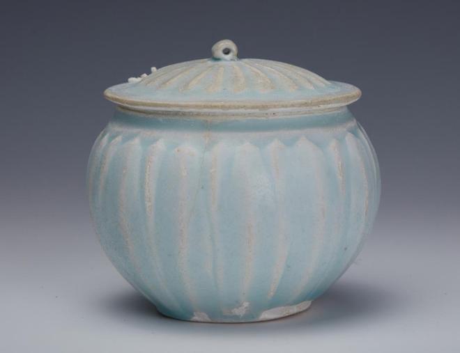 菊君子”藏着中国人的千年偏爱pg模拟器电脑版文物上的“(图2)